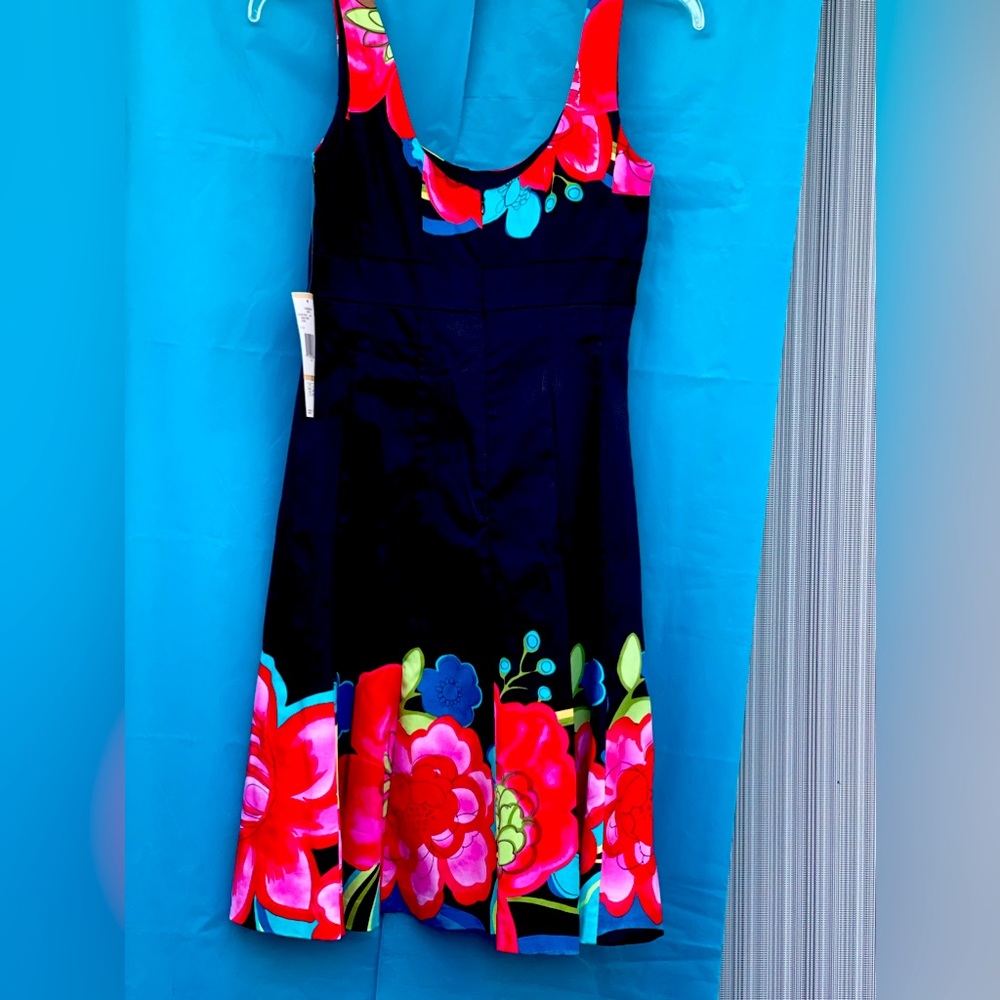 Dress Nine West size 2 New with tags
